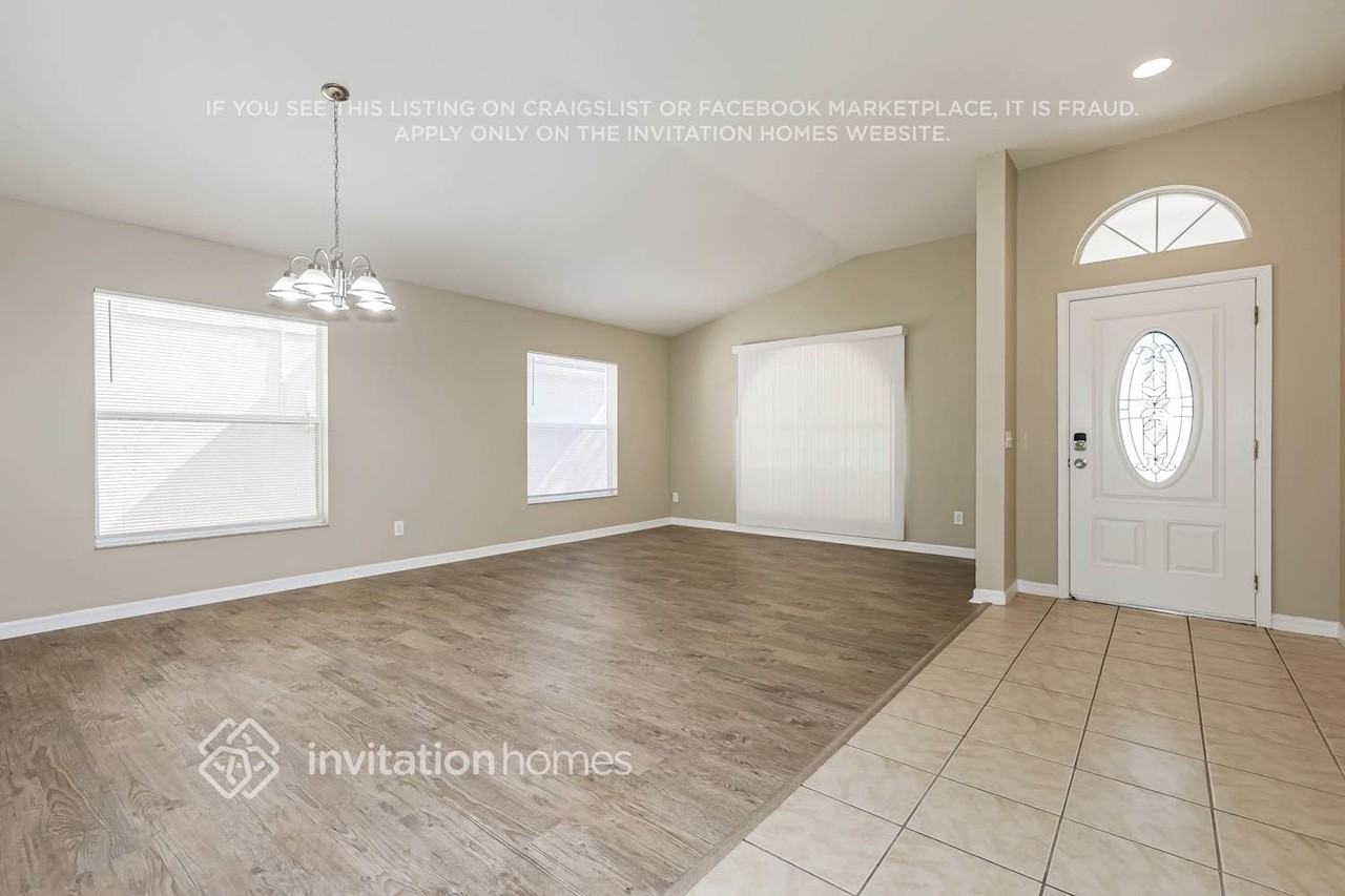 9803 White Barn Way - Photo 6 of 17