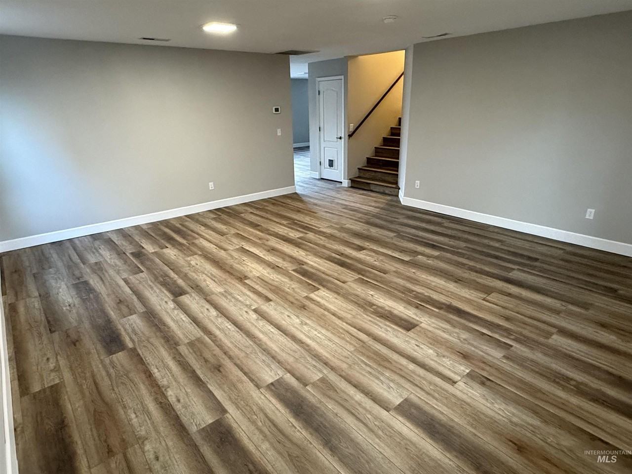 2023 W Michelle Dr - Photo 4 of 23