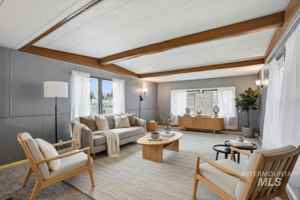 featured image of 8429 W Irving Ln