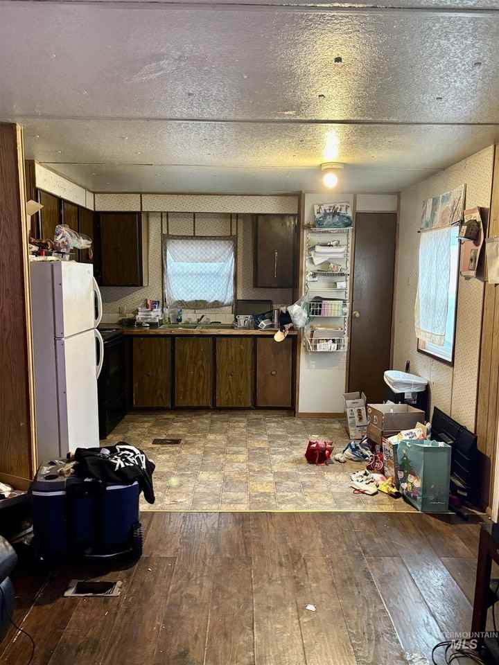 603 W Palouse River Dr Trlr 78 #78 - Photo 3 of 14