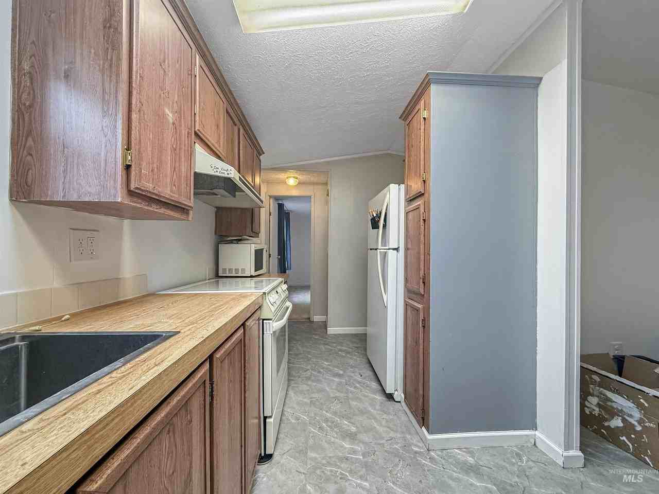 2250 Highway 95 N Trlr 5 #5 - Photo 4 of 15