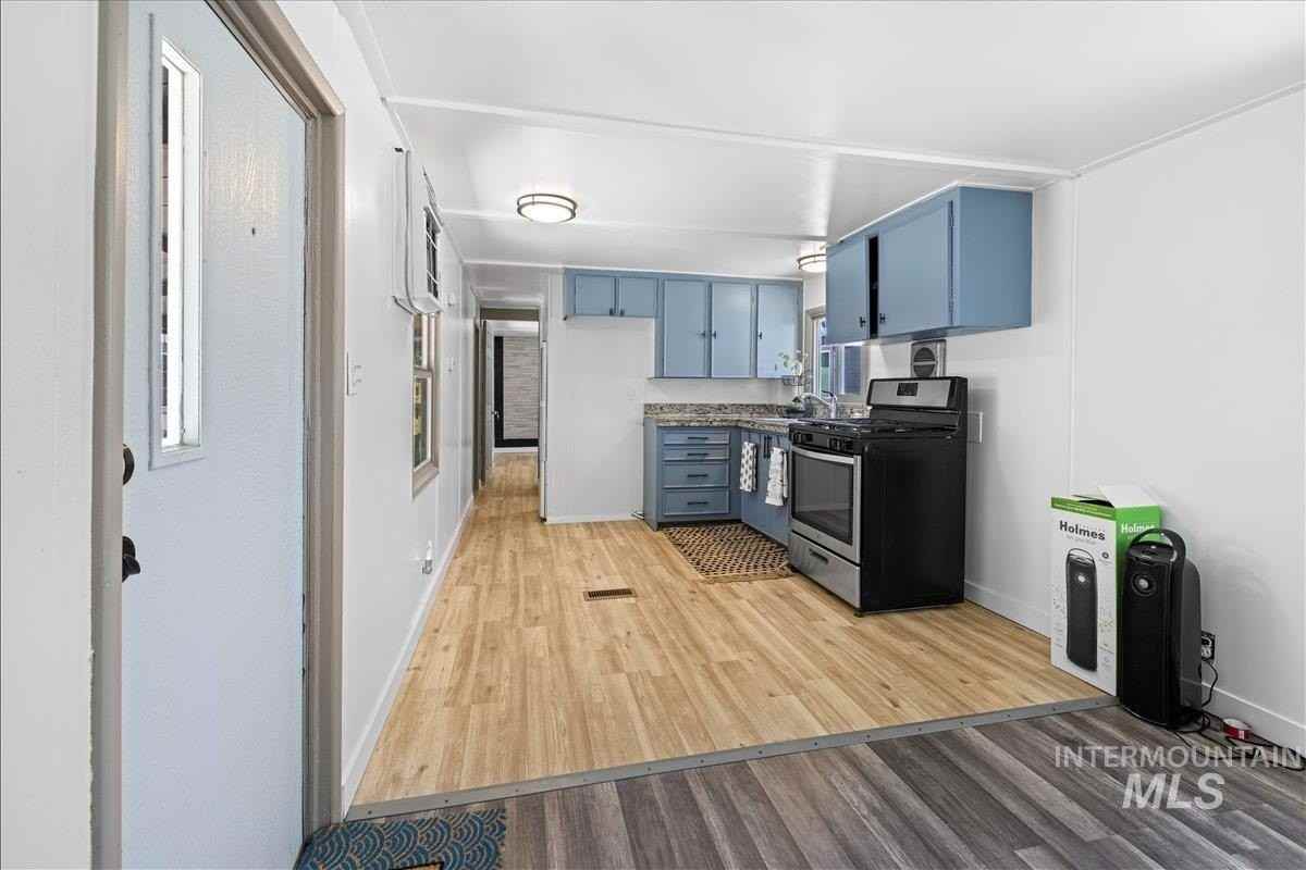 6728 W Fairview Ave #20 - Photo 6 of 16