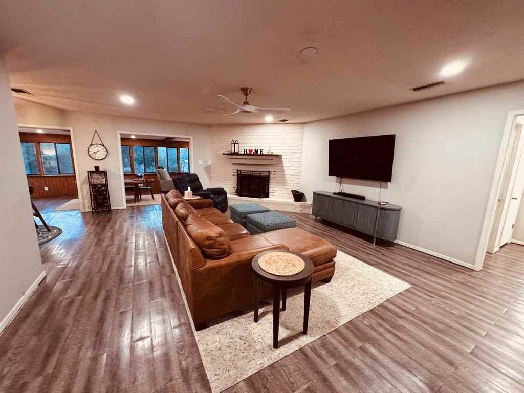 249 Wedgewood Ln - Photo 6 of 20