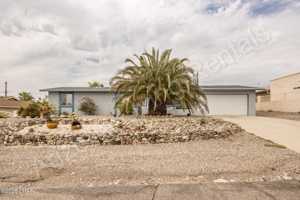featured image of 3211 Pintail Dr