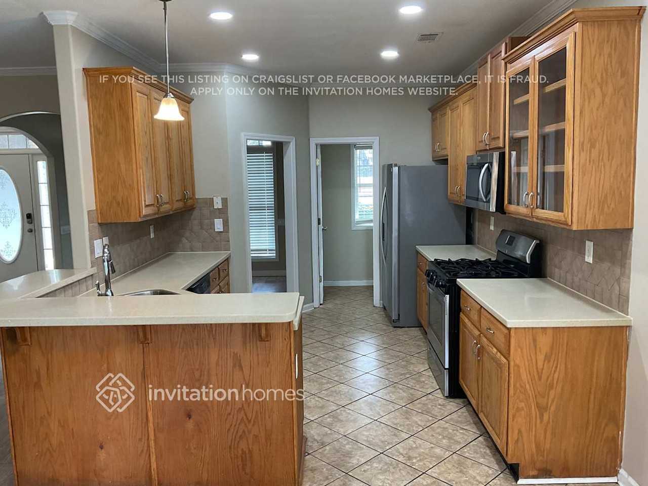 605 Alyssa Ct - Photo 7 of 15