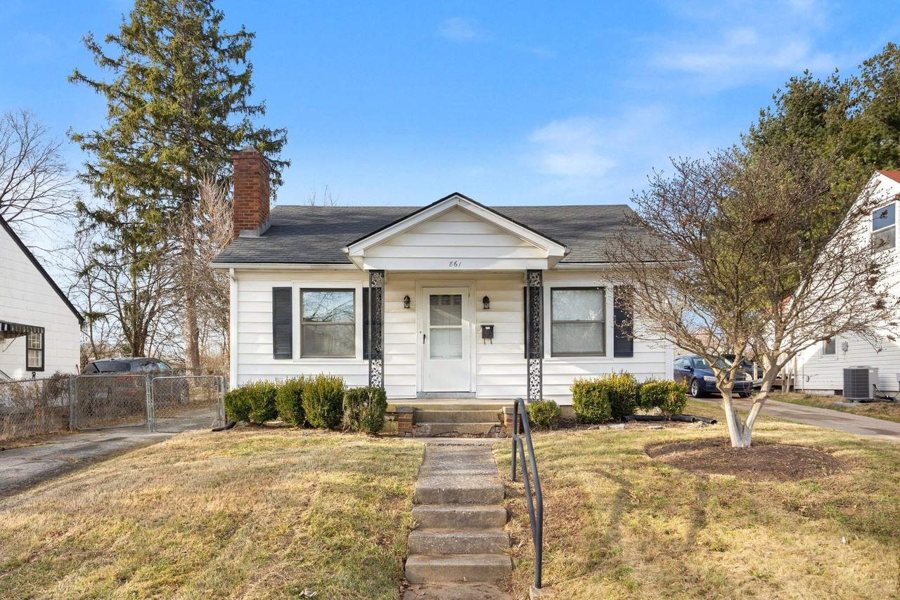 861 Meadow Ln - Photo 2 of 25