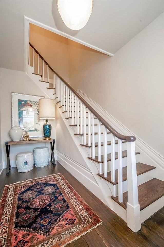 721 W Main St - Photo 2 of 30