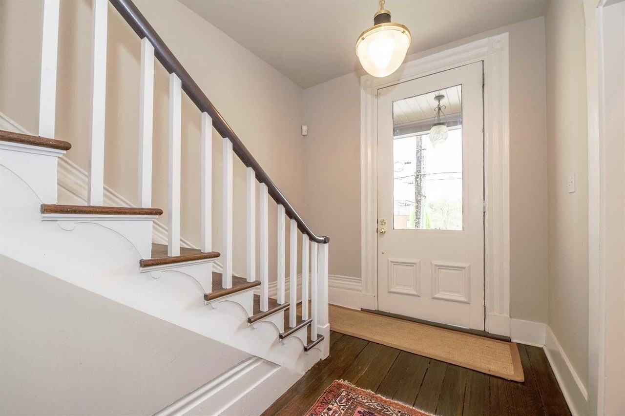 721 W Main St - Photo 3 of 30