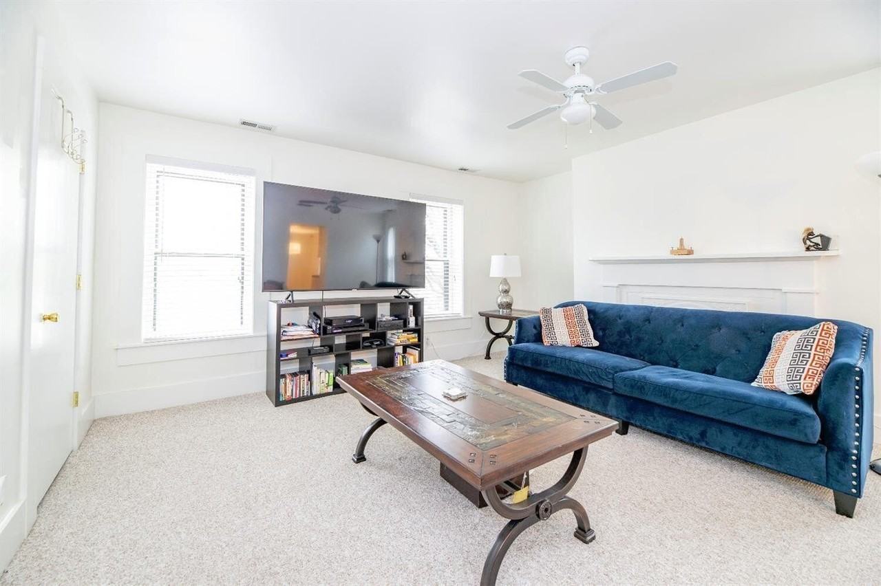 721 W Main St - Photo 5 of 30