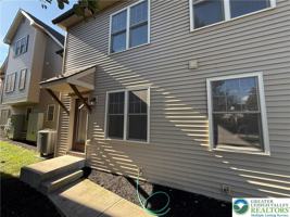 featured image of 629 Linden St