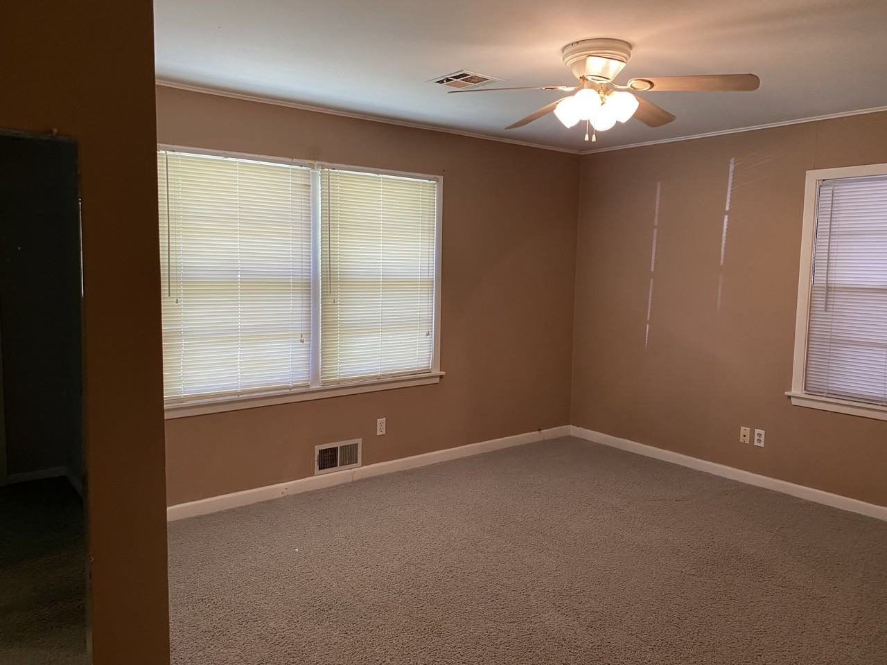 2118 Carlton Way #1 - Photo 4 of 7