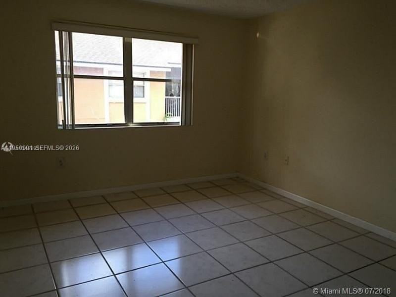 8106 Sw 21st Ct #8106 - Photo 7 of 12