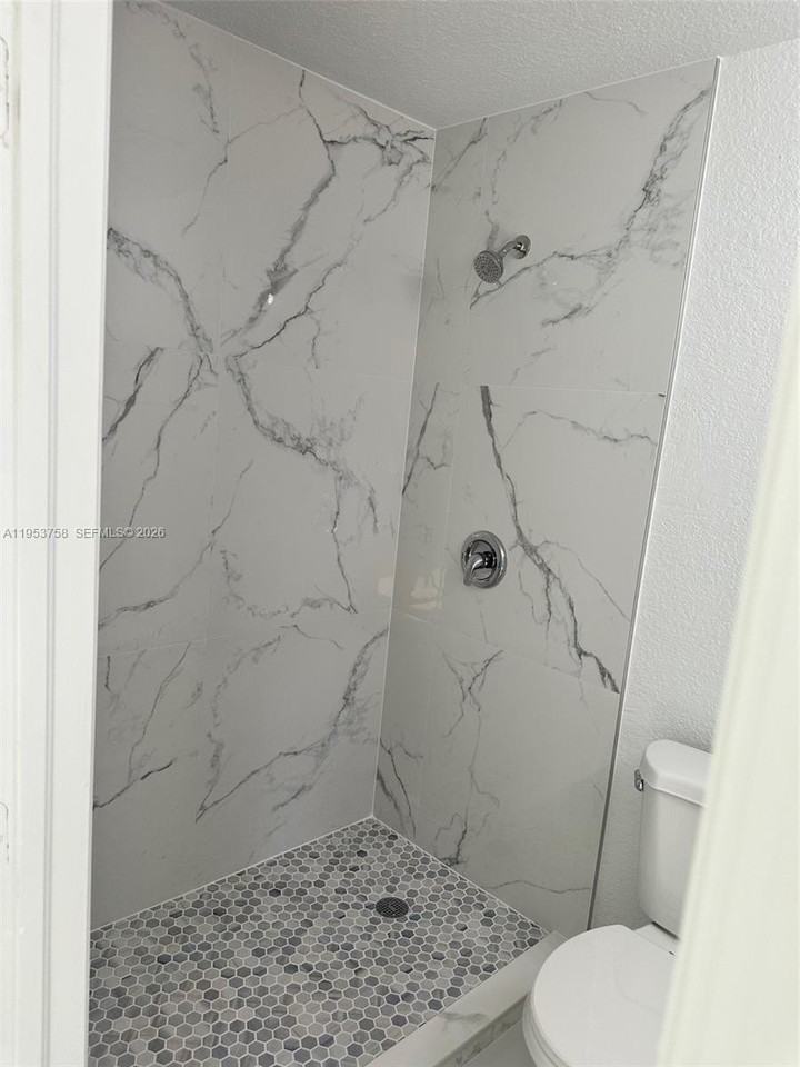 12810 Sw 264th St - Photo 6 of 7