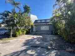 1680 Ne 5th St - Photo 2 of 26