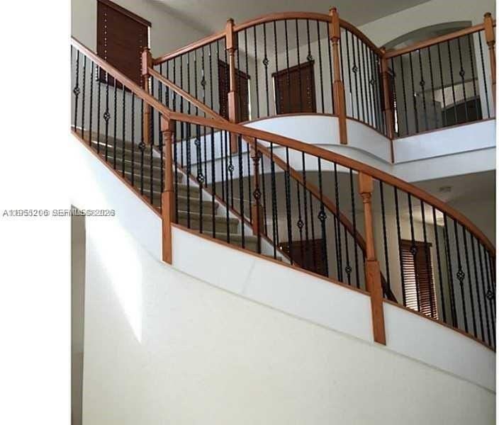 15389 Sw 90th Ter - Photo 3 of 50