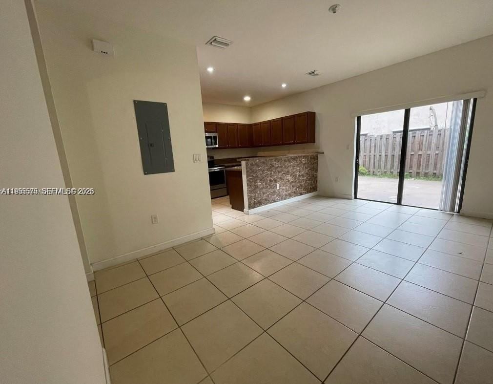 15071 Sw 116th St - Photo 7 of 31