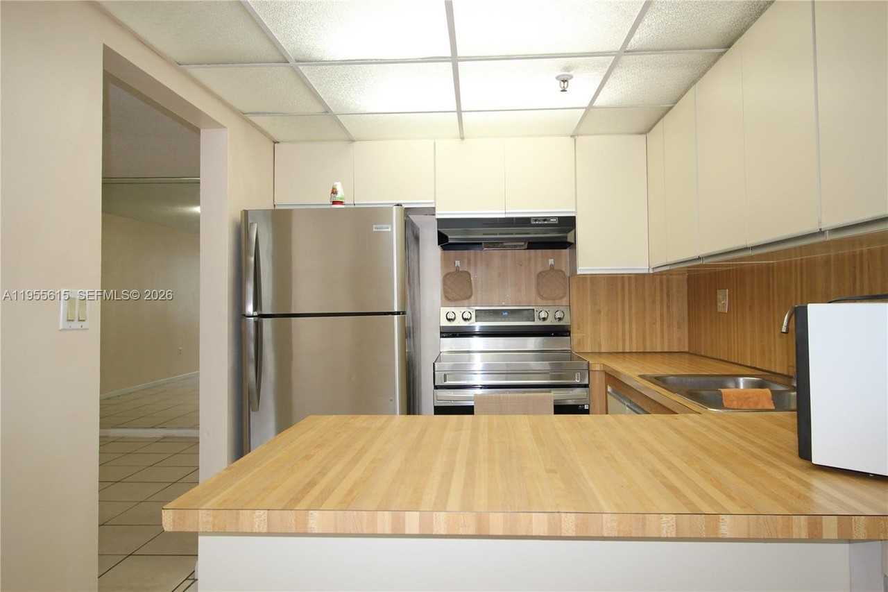 17890 W Dixie Hwy 519 Hwy #519 - Photo 4 of 37