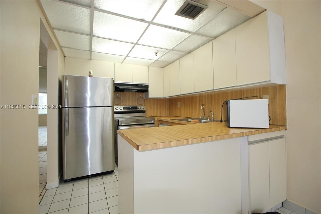 17890 W Dixie Hwy 519 Hwy #519 - Photo 5 of 37