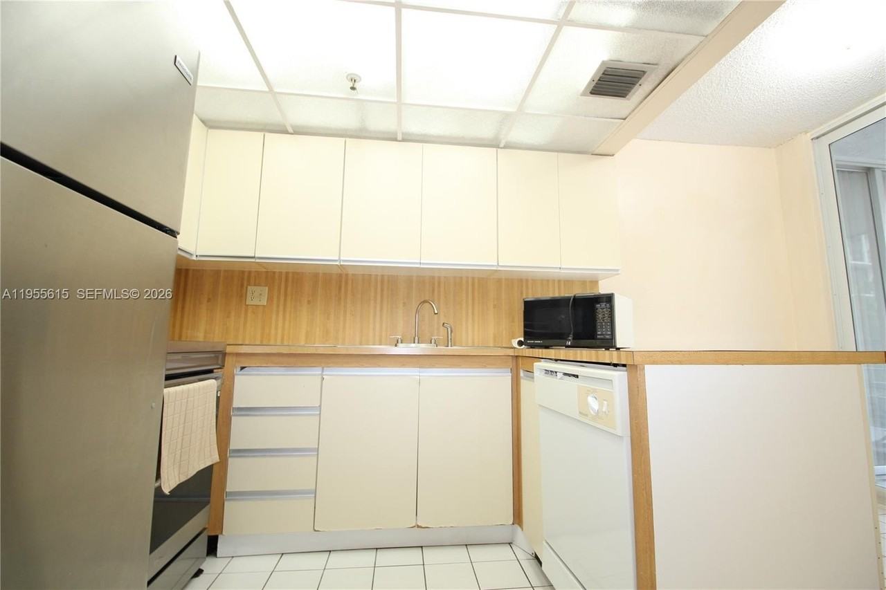 17890 W Dixie Hwy 519 Hwy #519 - Photo 6 of 37