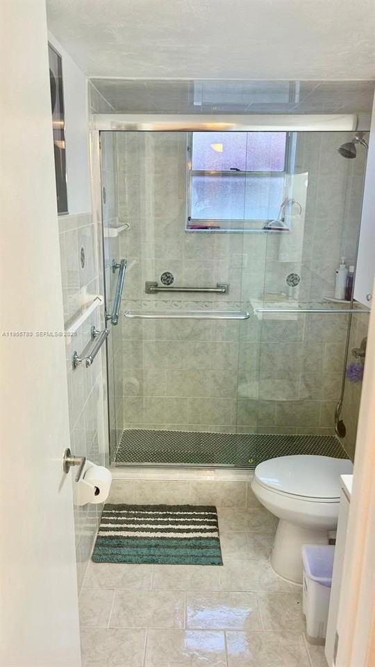 12285 Sw 10th Ter #33DI - Photo 5 of 10