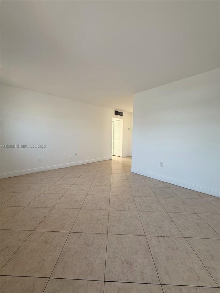 5165 W Flagler St #1 - Photo 2 of 9