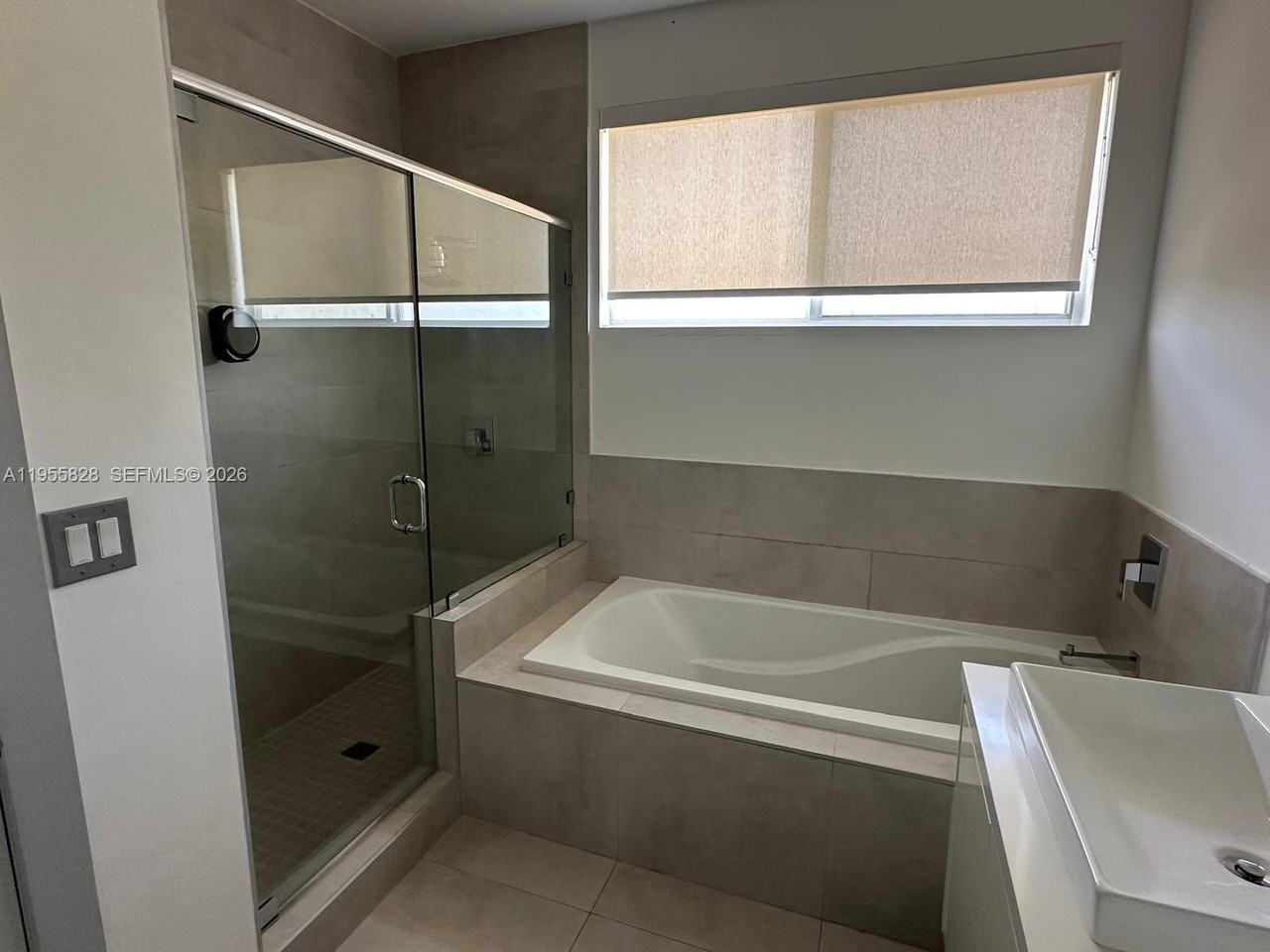 7220 Nw 103rd Path #7220 - Photo 5 of 7