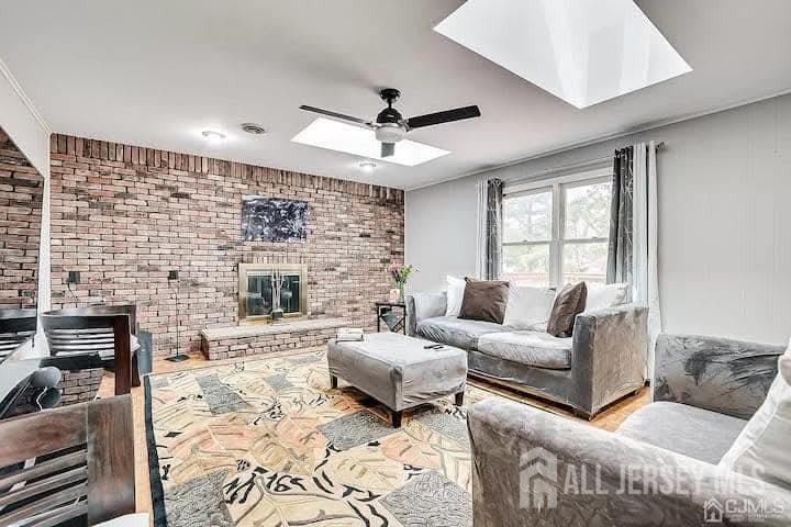 3993 Park Ave - Photo 3 of 37