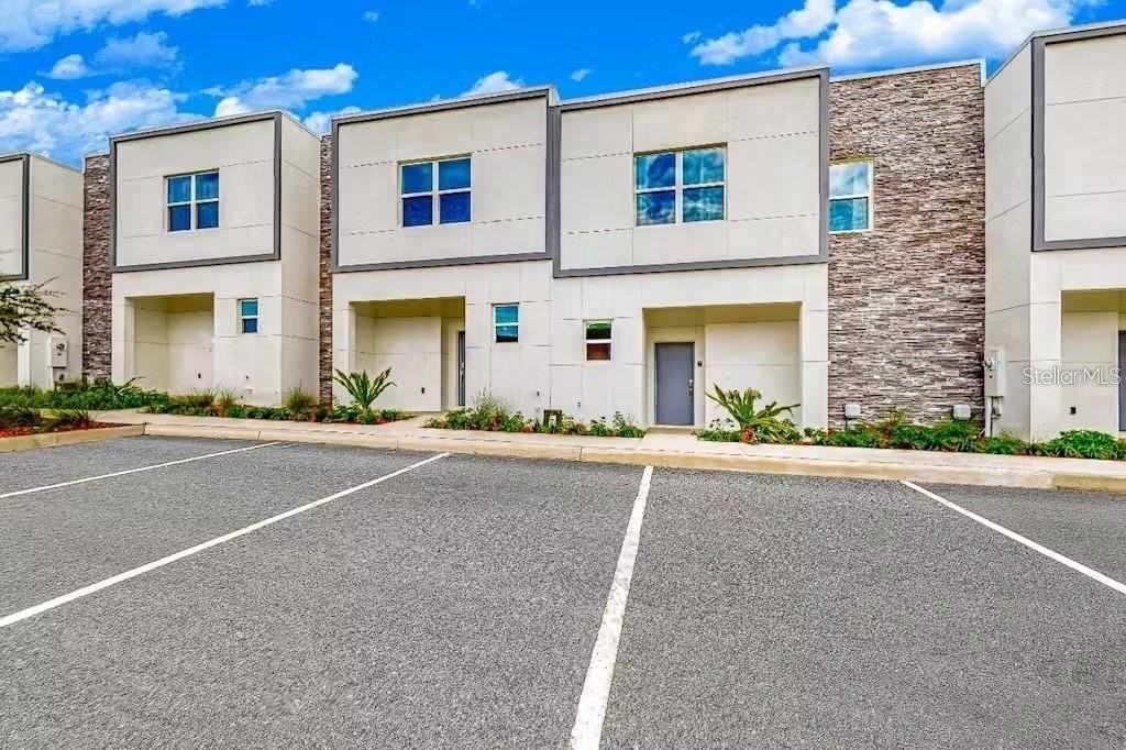 609 TRIKOMO DRIVE - Photo 3 of 29