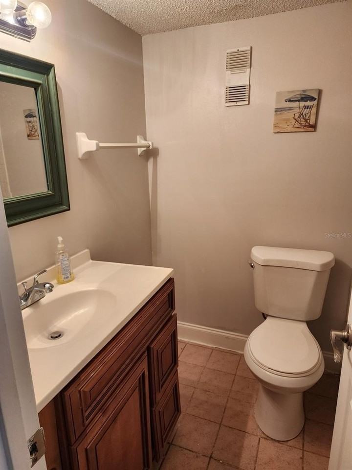 1508 Virginia Ave #105 - Photo 6 of 12