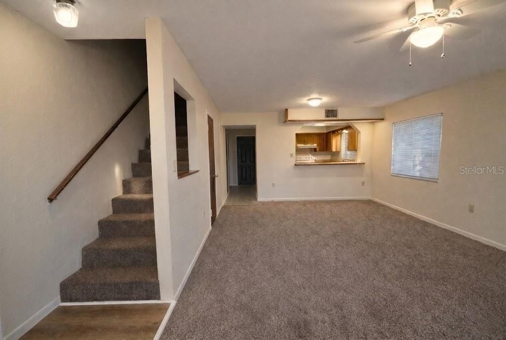 812 S Floral Ave - Photo 3 of 13