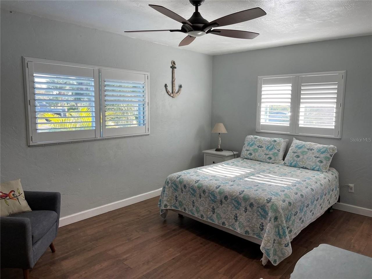 1329 Royal Palm Dr S - Photo 5 of 15