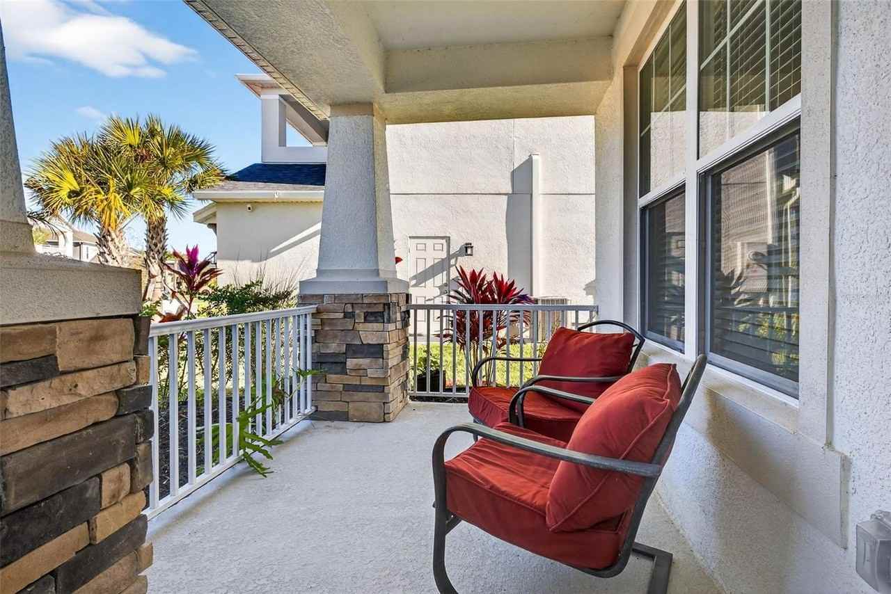 33805 Astoria Cir - Photo 4 of 50