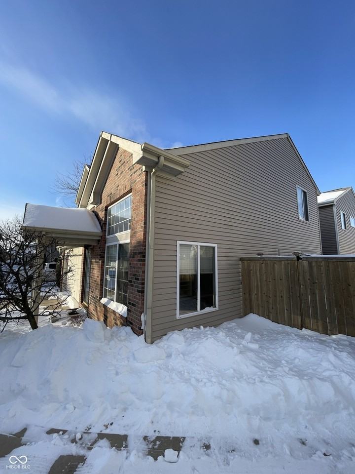 612 Scotch Pine Dr - Photo 3 of 23