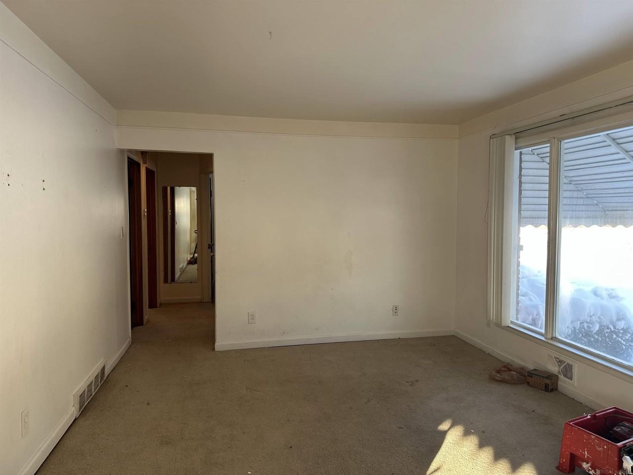 21725 Audrey Ave - Photo 7 of 11