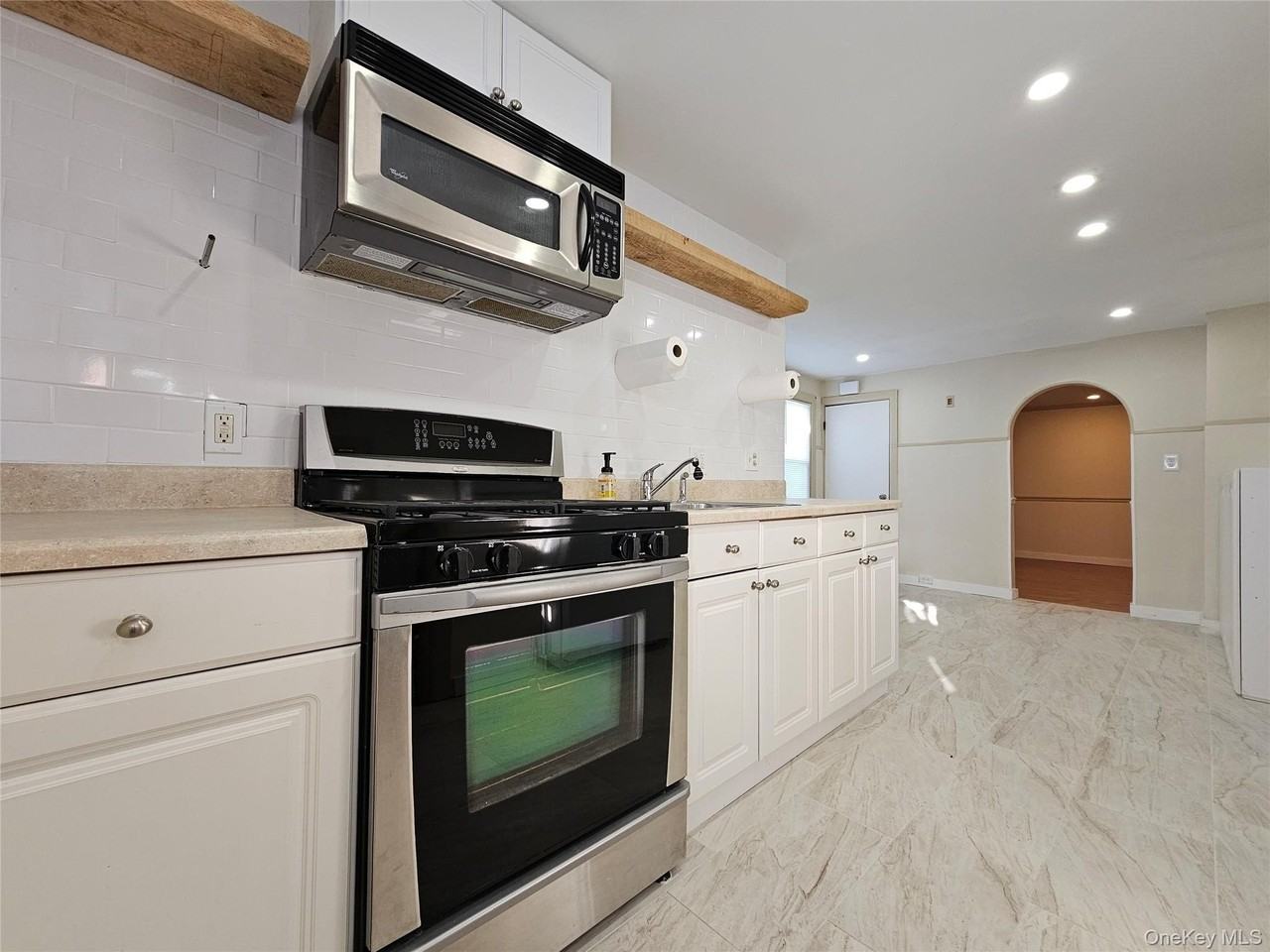 704 Tower Ave Unit B #B - Photo 7 of 25