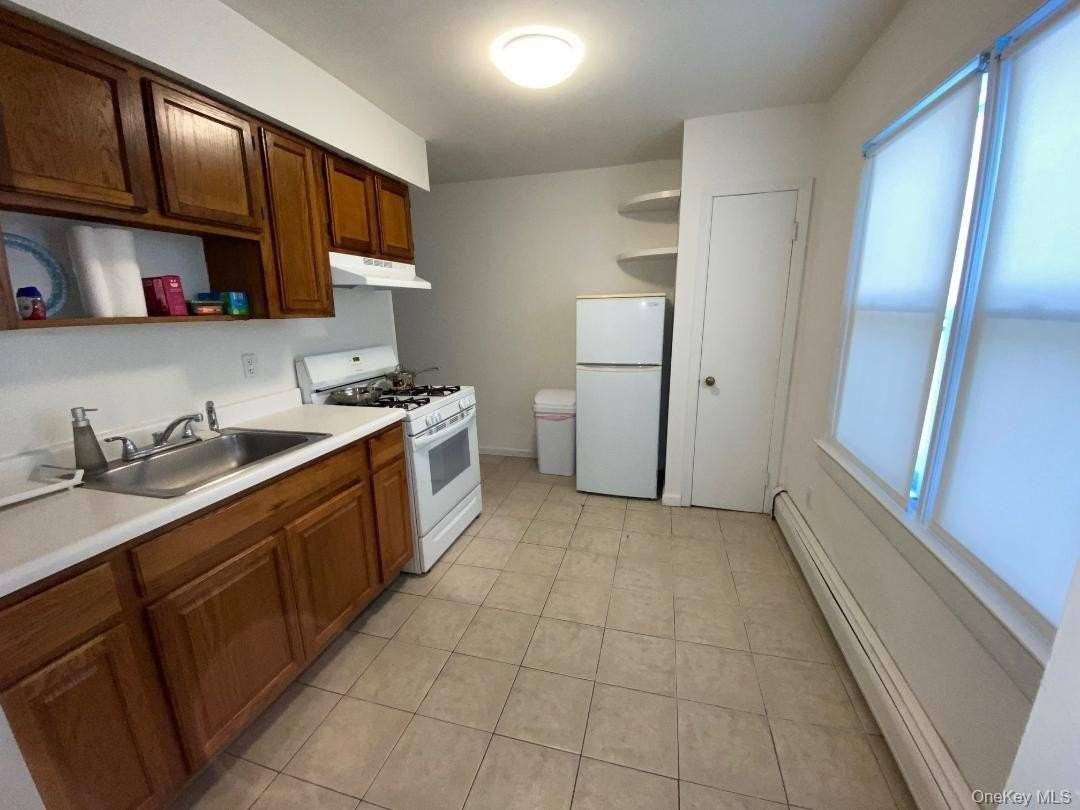 87 Deltic Rd Apt 5a #5A - Photo 4 of 9