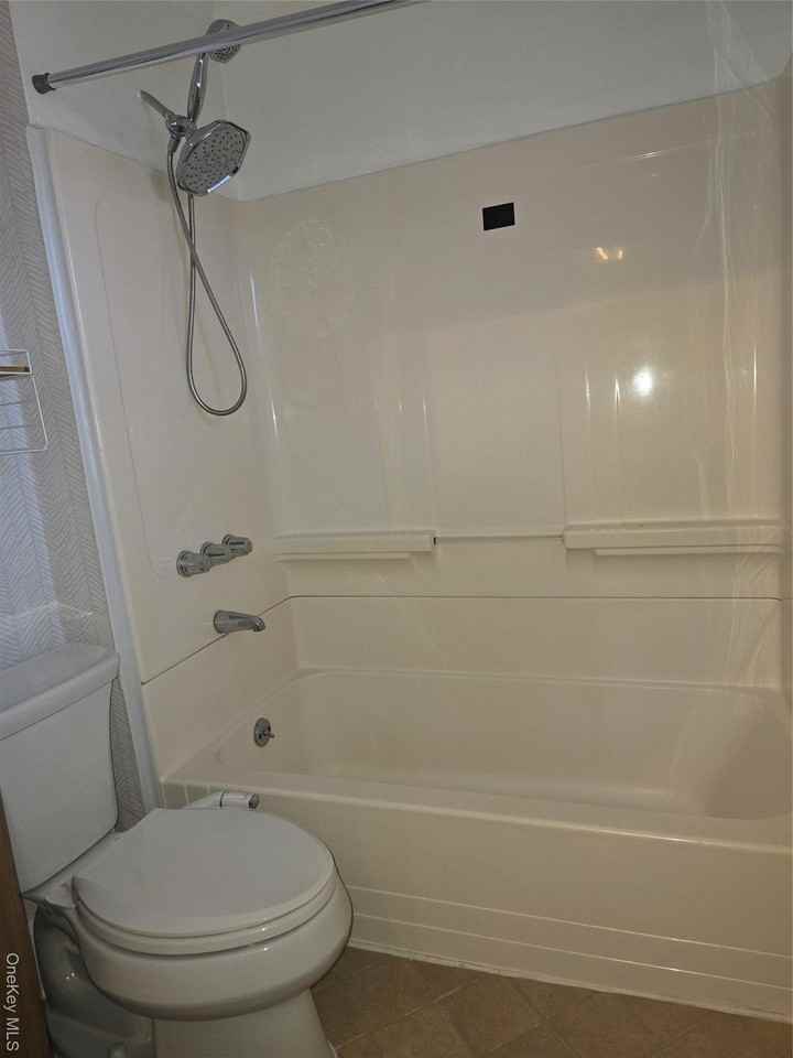 310 N High St - Photo 7 of 11