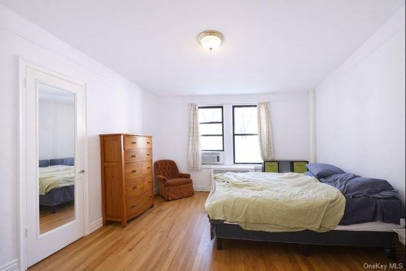 1080 Warburton Ave Apt 3g #3G - Photo 6 of 8