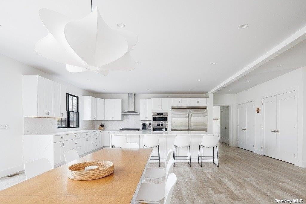 650 Pine Ave - Photo 4 of 34