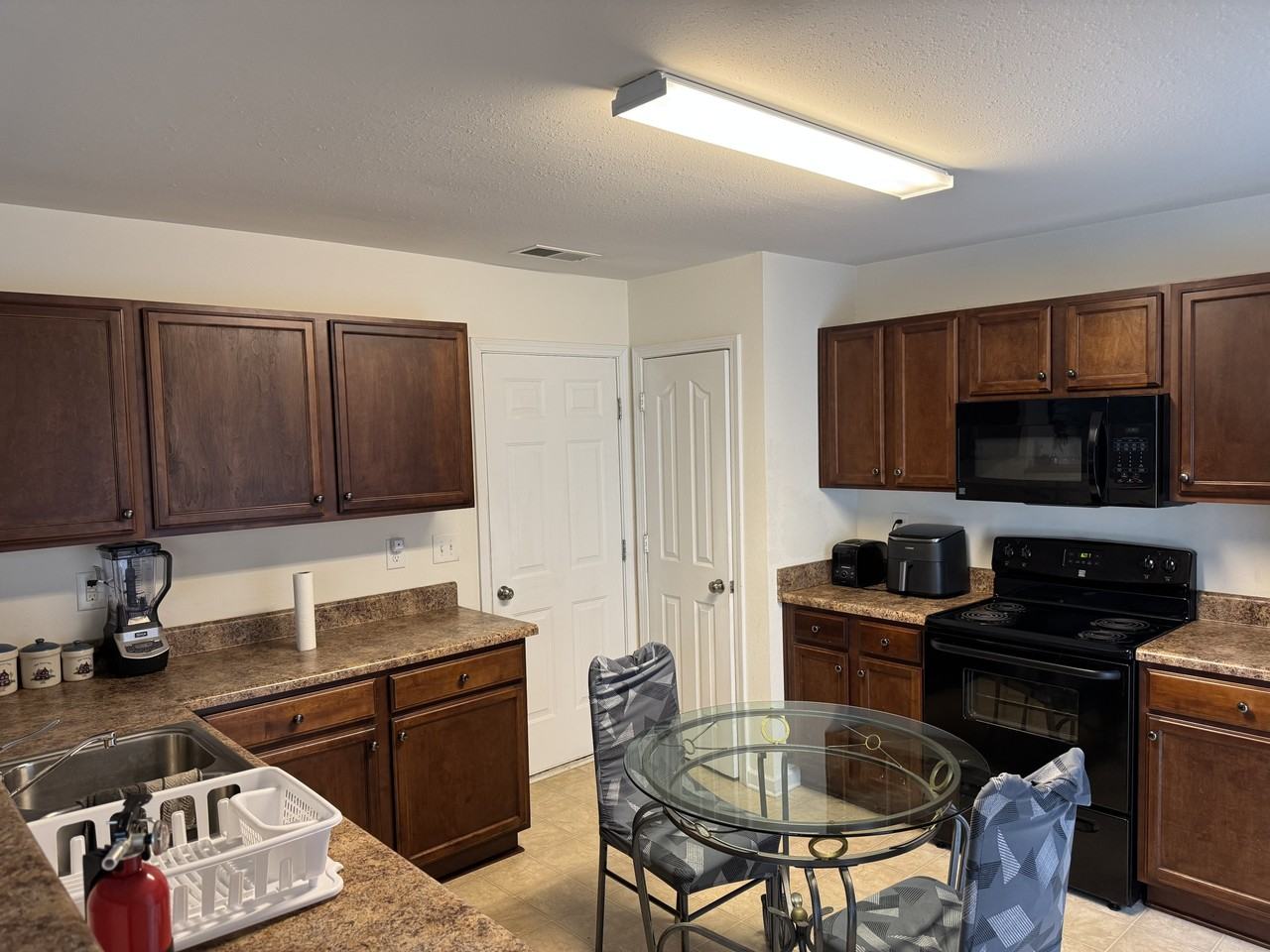 3955 Damask Dr #1 - Photo 7 of 9