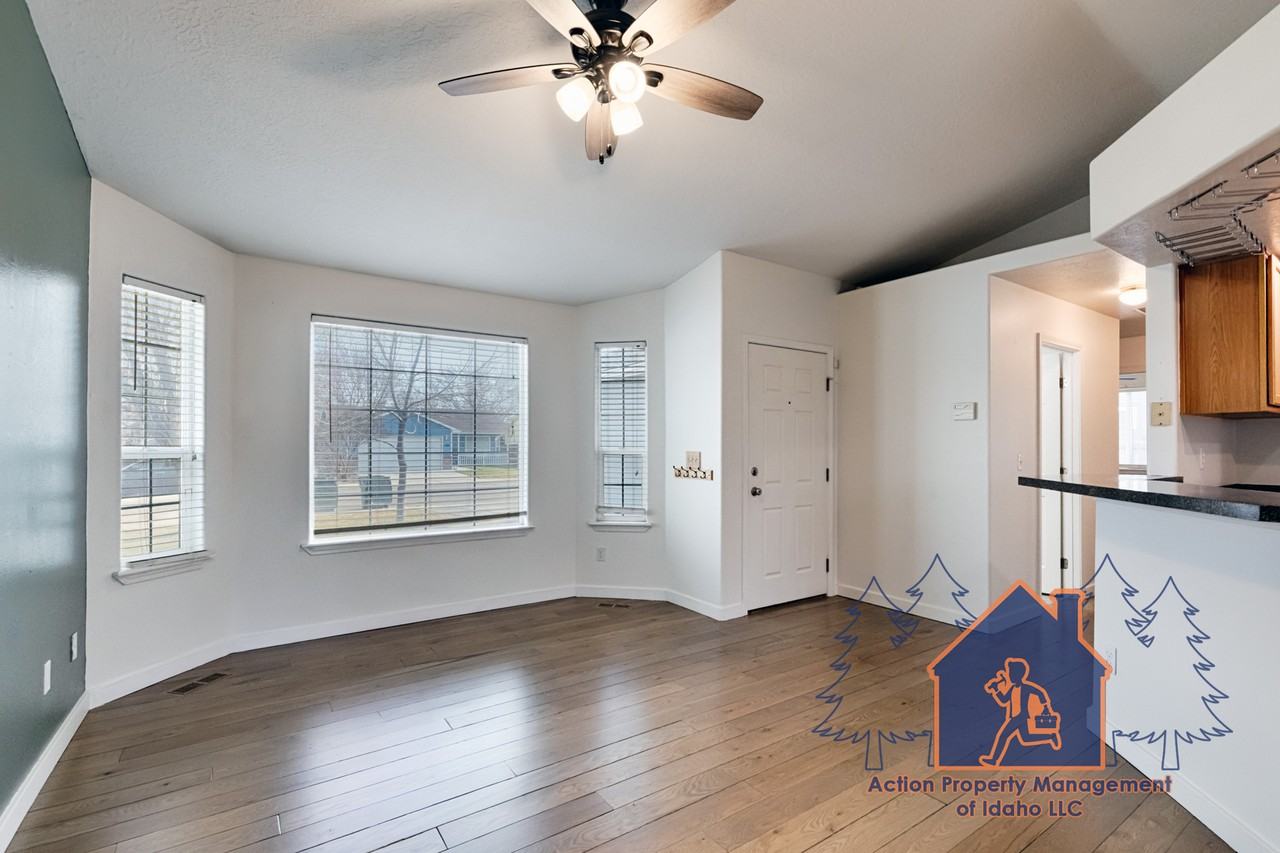 1393 N Caterpillar Ave #1 - Photo 4 of 28