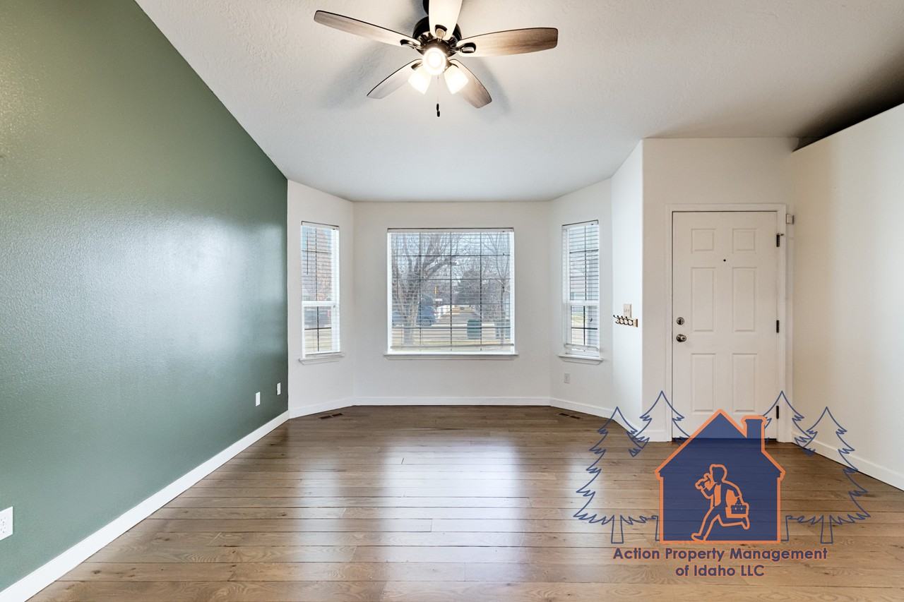 1393 N Caterpillar Ave #1 - Photo 5 of 28