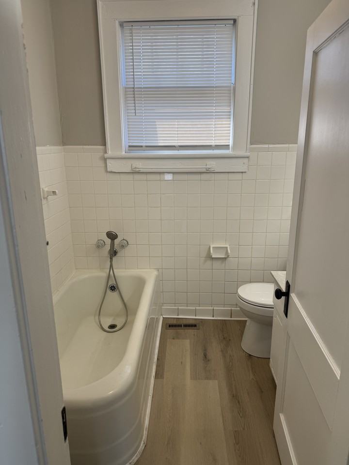 4303 14th Ave #1 - Photo 3 of 10