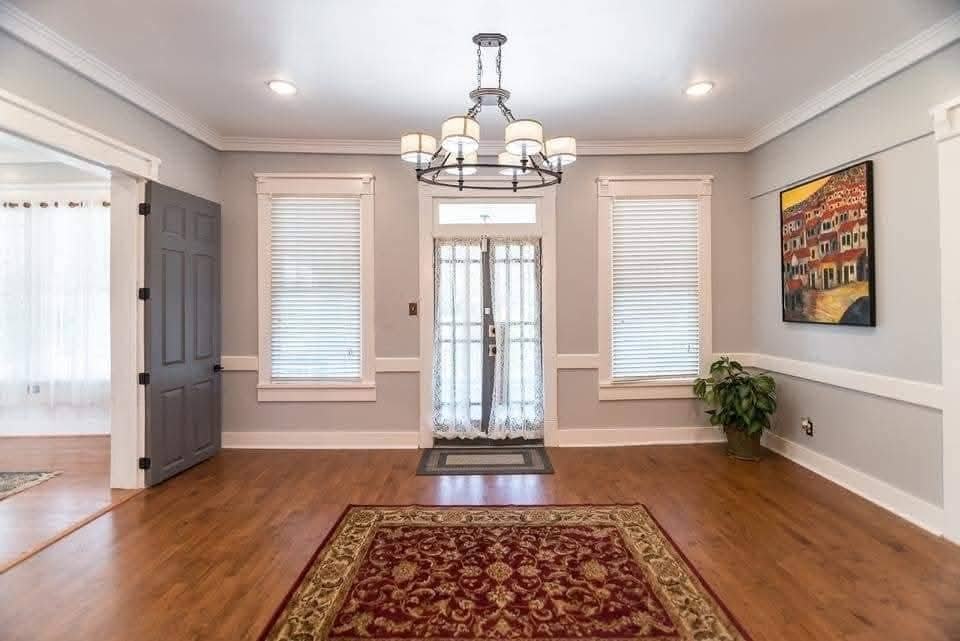 407 N Moody St #1 - Photo 5 of 34