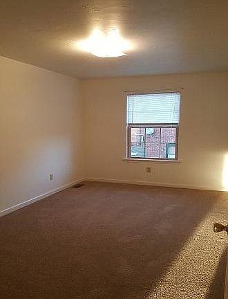 38 S Franklin St #1 - Photo 4 of 10