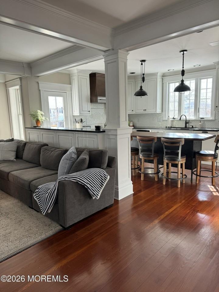 333 Woodland Ave - Photo 5 of 44