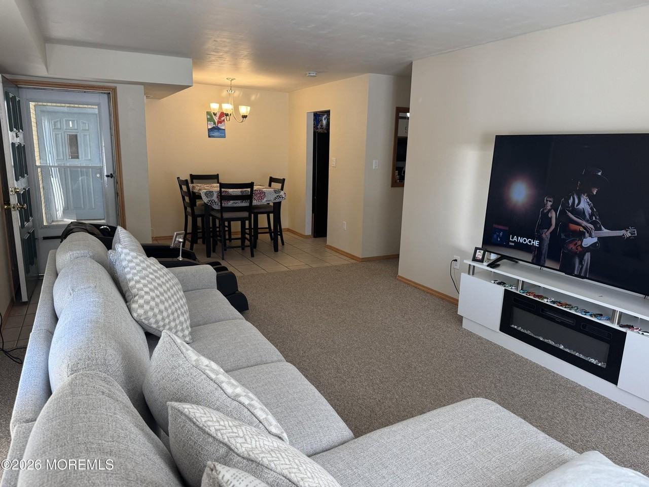 6 Northrup Dr Unit 215 #215 - Photo 2 of 8