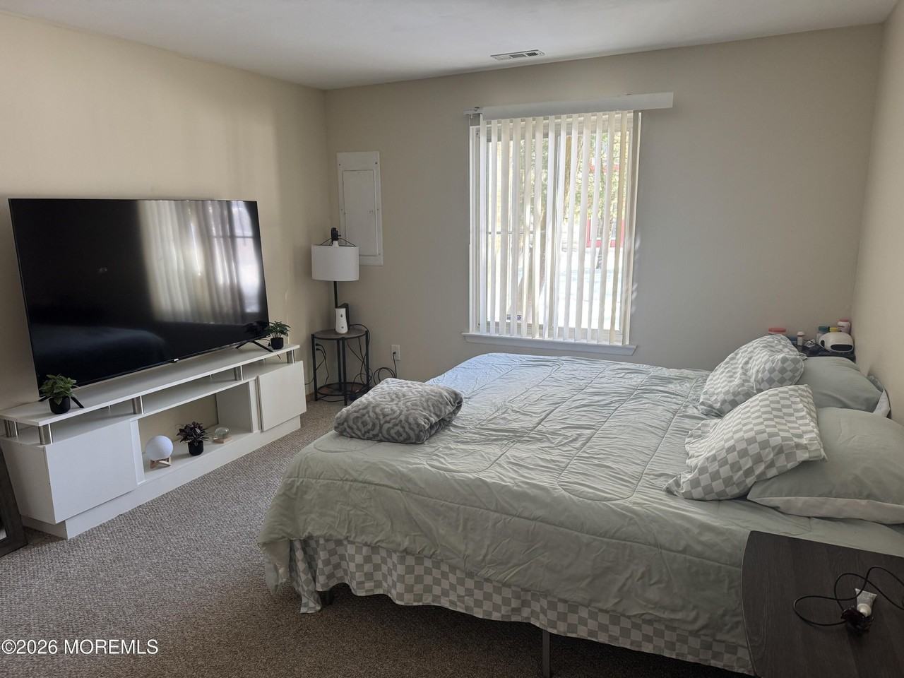 6 Northrup Dr Unit 215 #215 - Photo 5 of 8