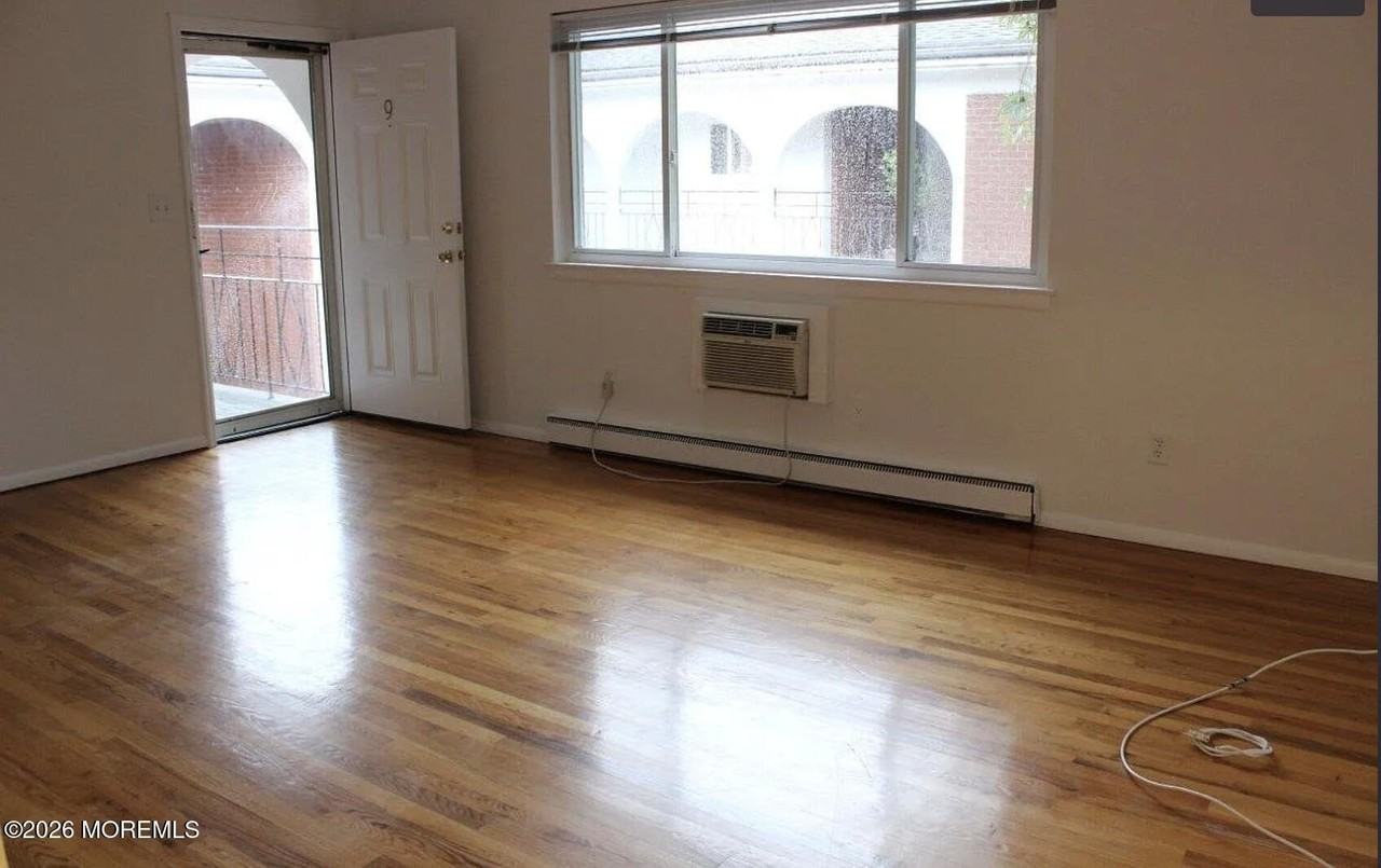 711 Wall Rd Apt 2 #2 - Photo 3 of 12