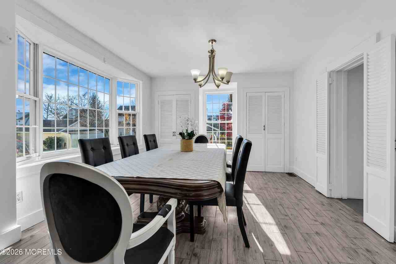 3 Royal Pl - Photo 6 of 23